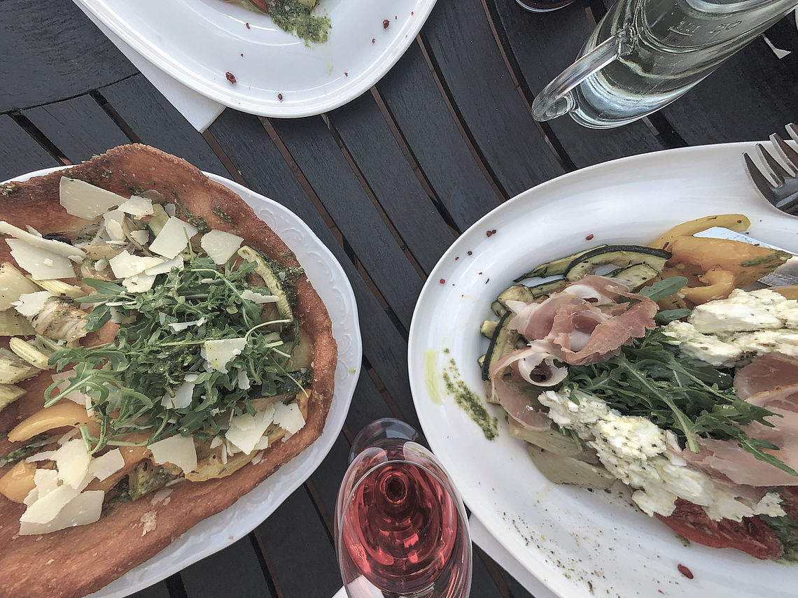 Kulinarik im Arkadenheuriger in Bad Tatzmannsdorf